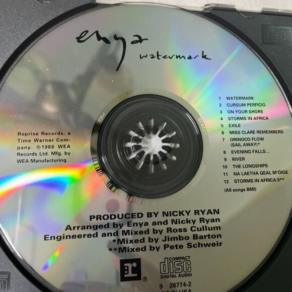 Enya Watermark New Age Audio Music CD 1988 12 Tracks u - Picture 5 of 5